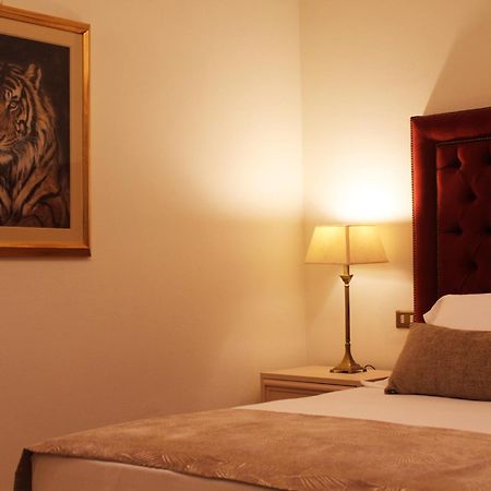 Villamara Luxury Rooms La Spezia Exterior foto
